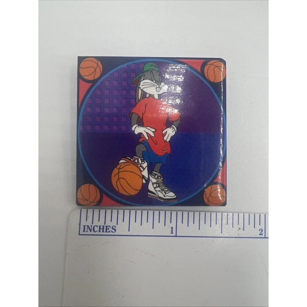 Vintage 1993 Looney Tunes Basketball Space Jam Pin Button Bugs Bunny Warner Bro